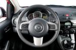 Mazda2 2010 года